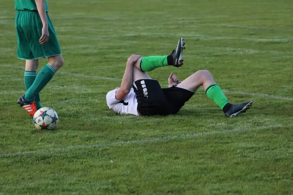 Osgood-Schlatter Disease – Is this the      Cause of Your Player’s Knee Issues?